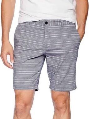 Dockers Men's Slim Fit Shorts in Gray & White Stripes Size 32